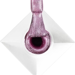 No. 443 Cat Eye Womanity Amethyst, Molly Nails